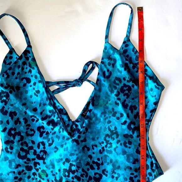 BooHoo, Teal Leopard Print, Deep V-Neck, One Piece Swimsuit, US Size 12, NEW - Picture 13 of 16